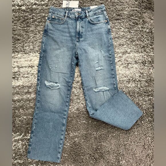 NWT Zara High Rise Straight Leg Jeans - Picture 1 of 12